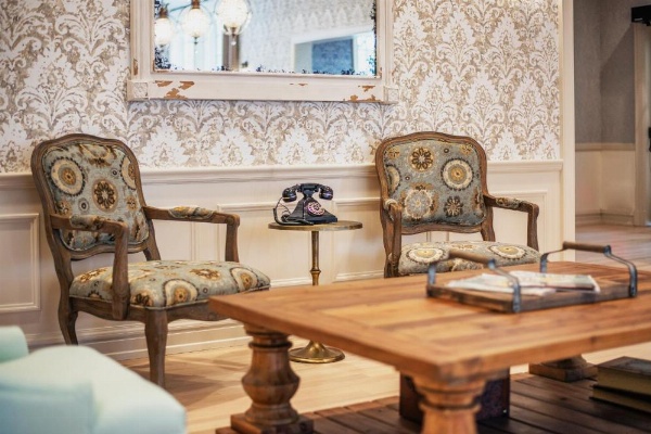 The Stella Hotel & Ballroom image 8